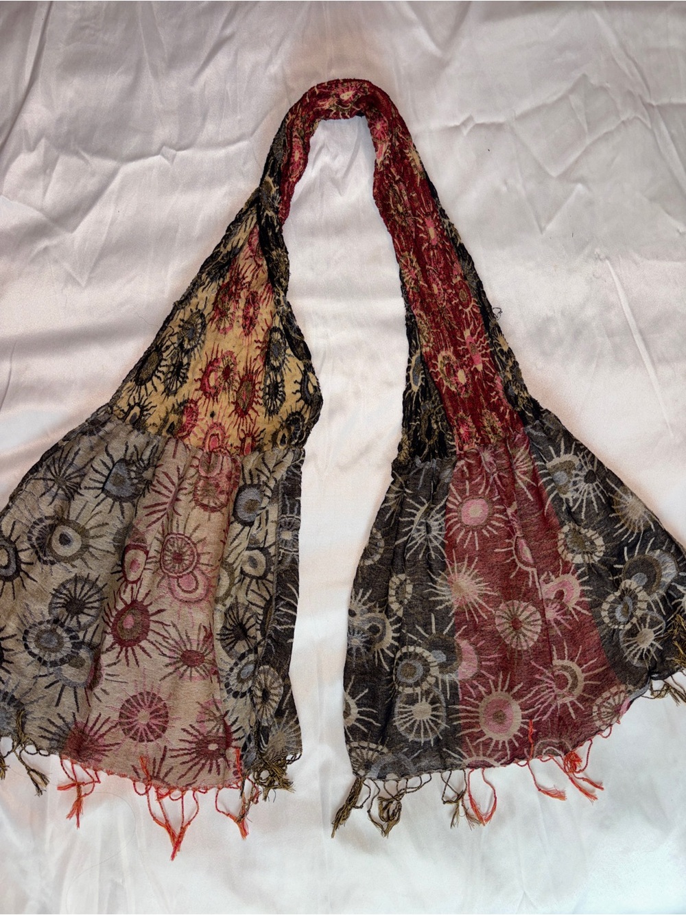 Bohemian Sunburst Pattern Lightweight Scarf - Red, Black, Tan